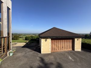 Garage- click for photo gallery